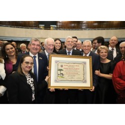 Piana participa da entrega do título de Cidadão Honorário do Paraná a Paulo Pennacchi